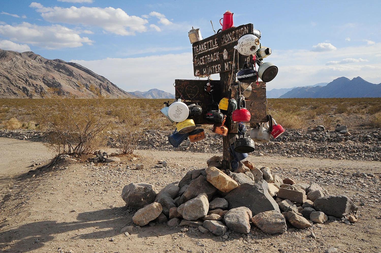 Towards the racetrack, Death Valley – photo by Reiner Boehme