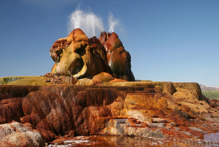 Fly geyser III