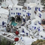 Oia12