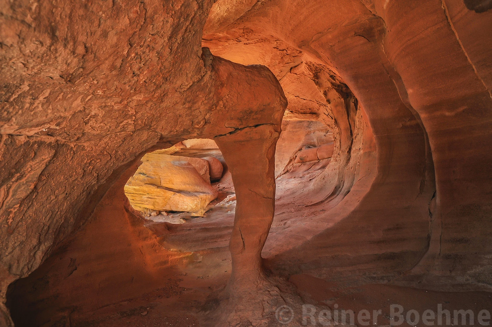 VoF12, Valley of Fire – photo by Reiner Boehme