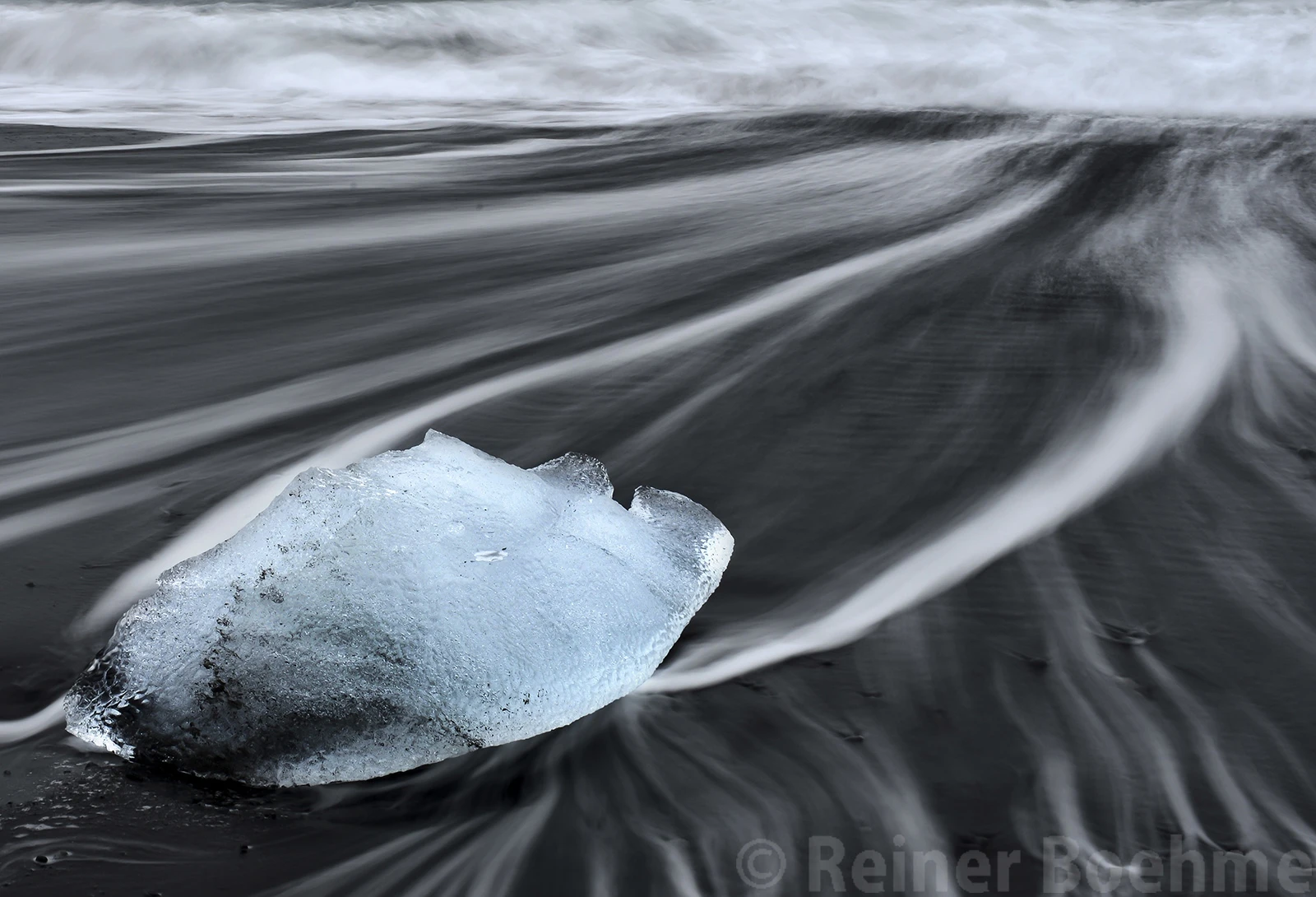 Jökulsarlon II, Iceland – photo by Reiner Boehme