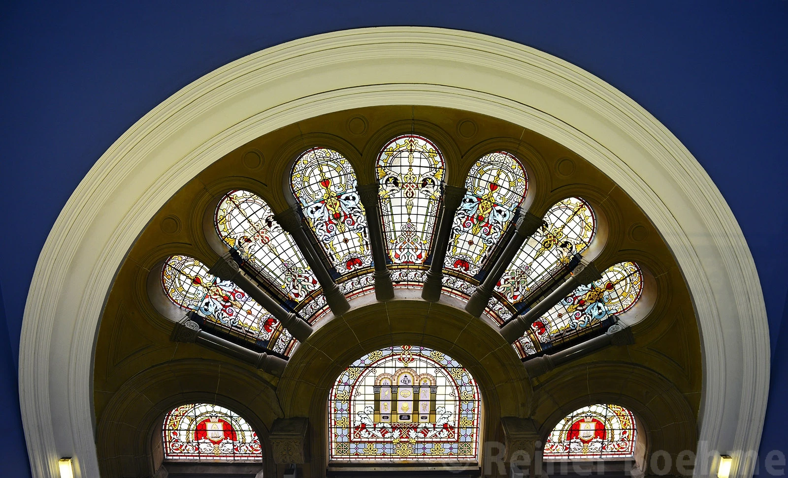 Shopping mall, Sydney – photo by Reiner Boehme