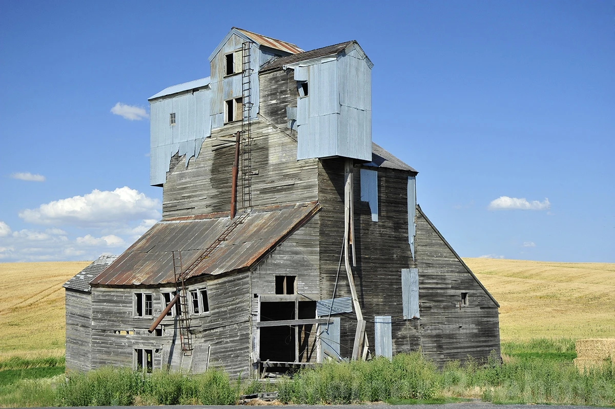 No more use, The Palouse – photo by Reiner Boehme