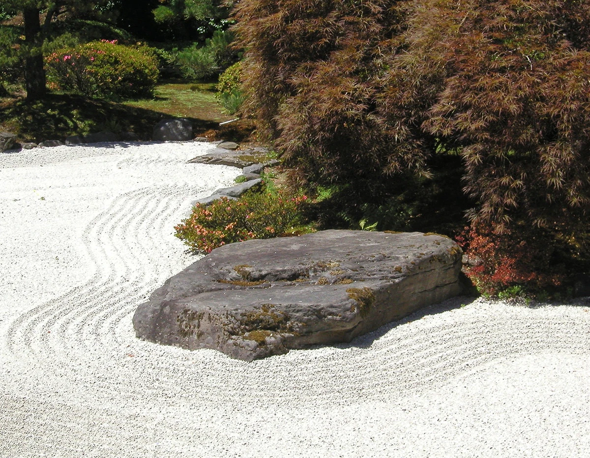 Japanese garden, Inside Oregon – photo by Reiner Boehme