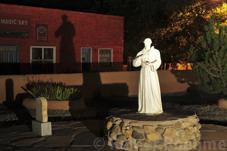 San Fransisco de Asis statue