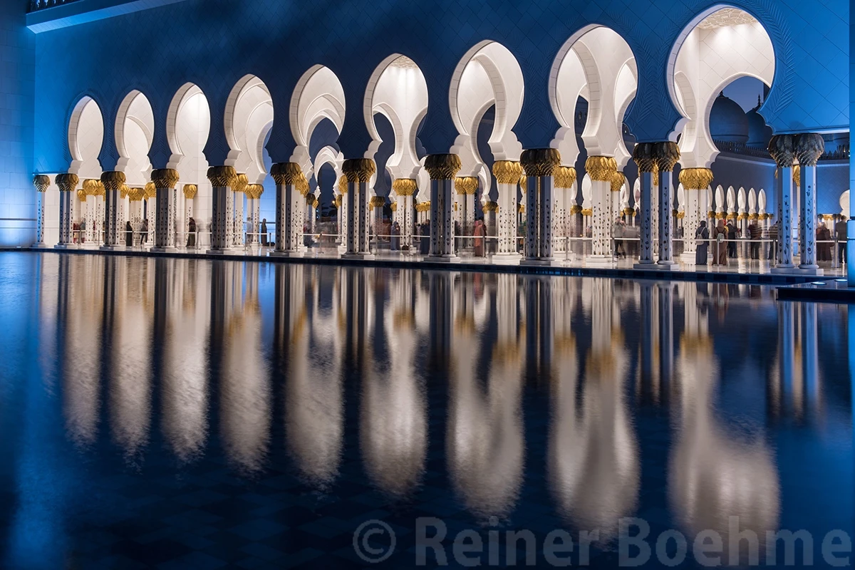 Nesr the main entrance for visitors, United Arab Emirates – photo by Reiner Boehme