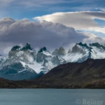 High winds over Los Cuernos