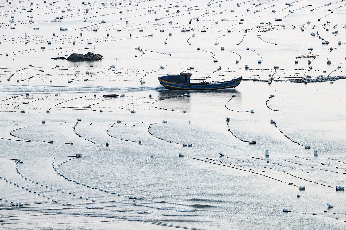 Village on water III, Xiapu – photo by Reiner Boehme