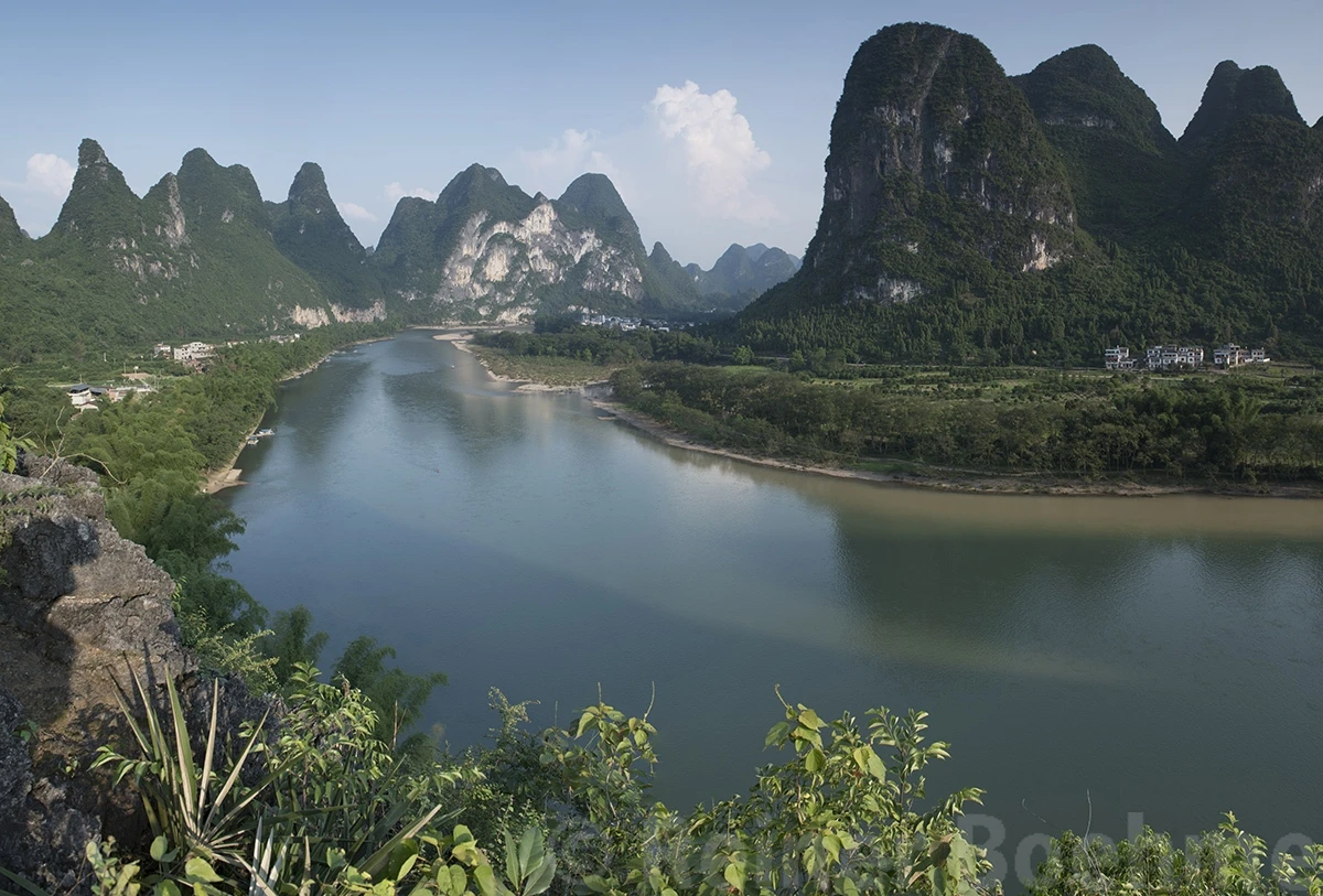Li river overlook, Guilin-Li river – photo by Reiner Boehme
