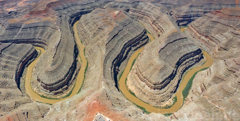 Gooseneck bend