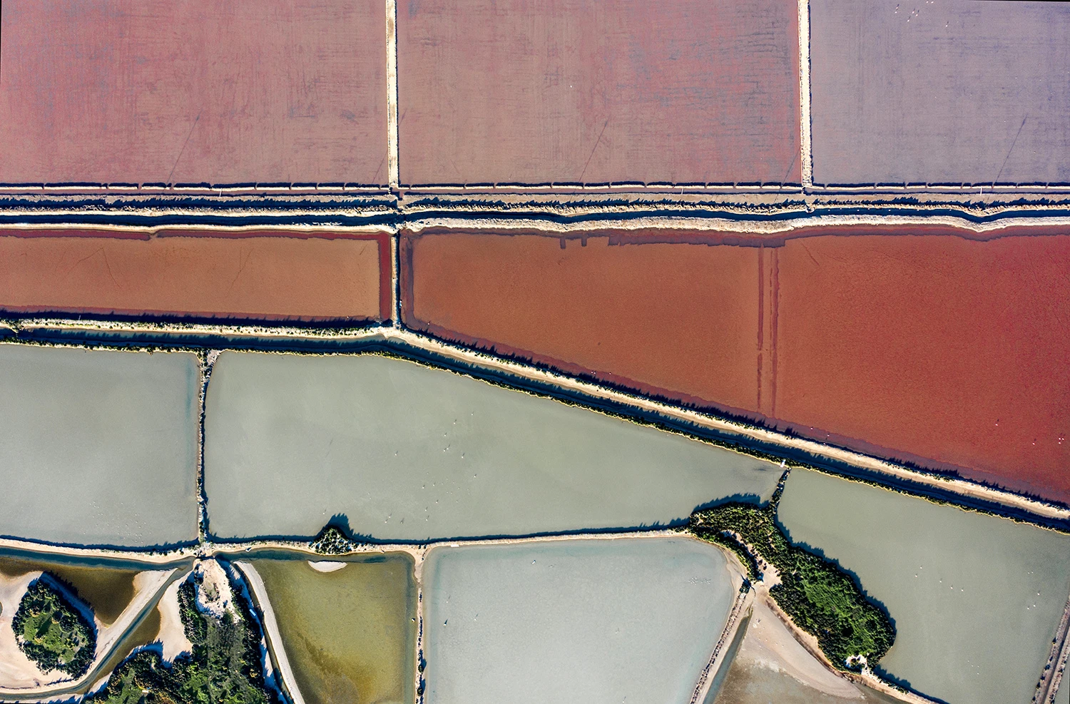 Salt reclamation plant, Sevilla-Huelva-Rio Tinto – photo by Reiner Boehme