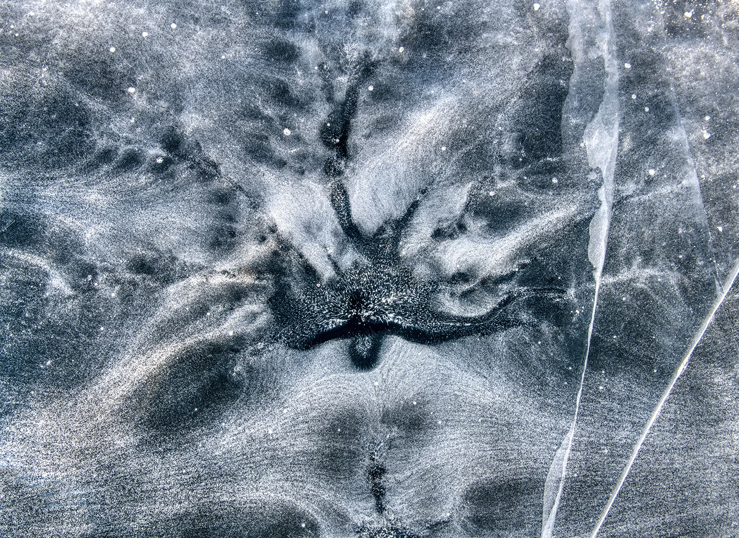Patterns I, Lake Baikal – photo by Reiner Boehme
