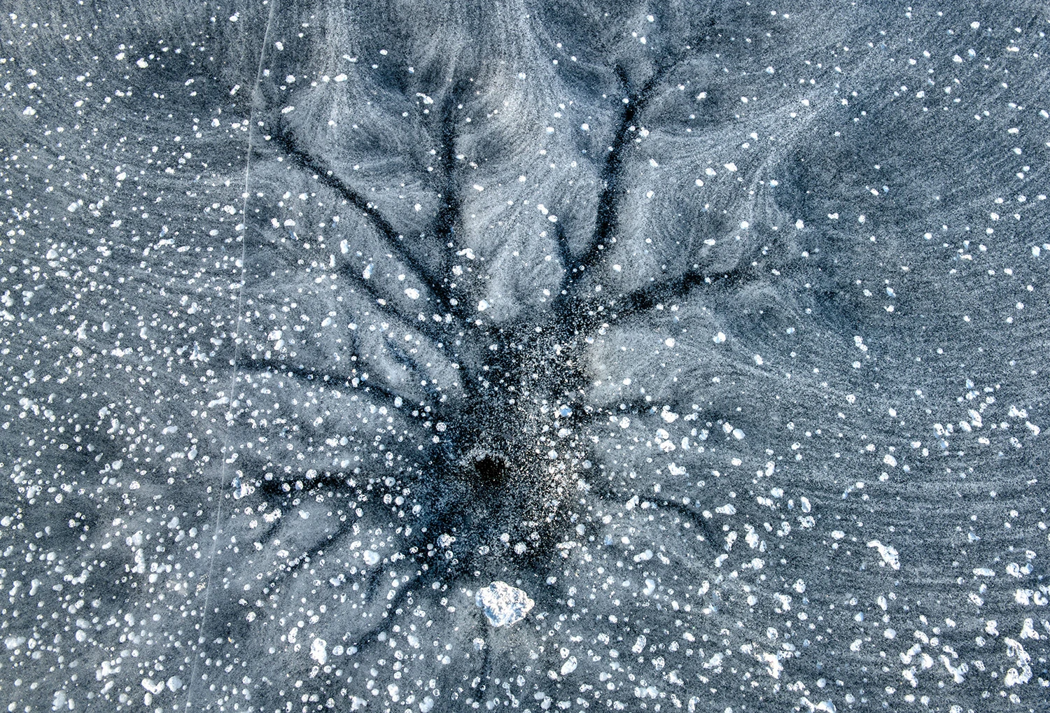 Patterns III, Lake Baikal – photo by Reiner Boehme