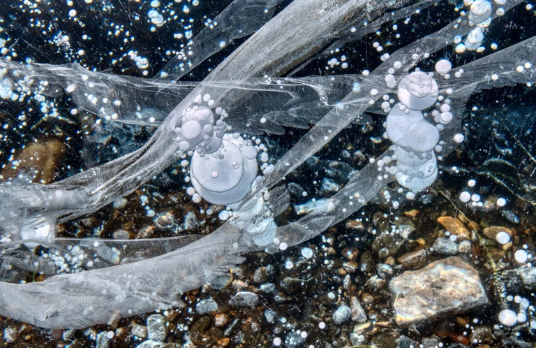 Frozen methane bubbles IV