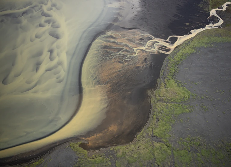 Effluent patterns enetering the sea