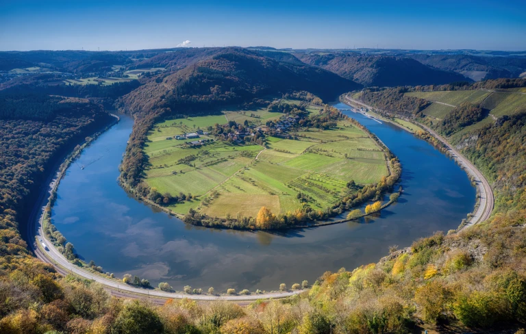 Saar horseshoe bend