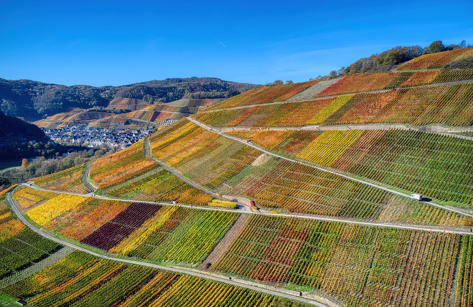 Ahr valley, Eiffel and rivers Ahr, Mosel – photo by Reiner Boehme