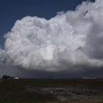 Cumulonimbus – Cold and warm humid front are clashing