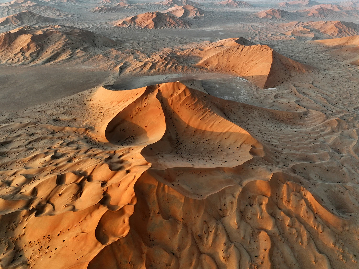 Sunset show, Oman – photo by Reiner Boehme