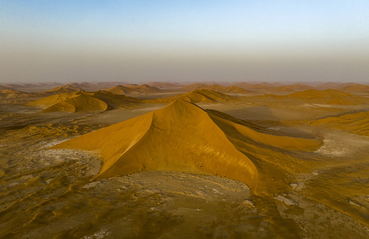From a low angle, Oman – photo by Reiner Boehme