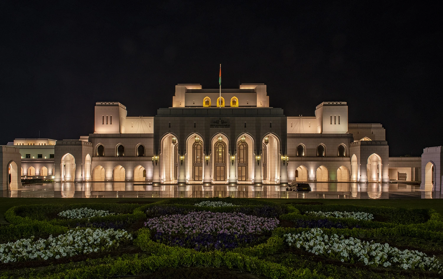 Opera from the front, Muscat – photo by Reiner Boehme