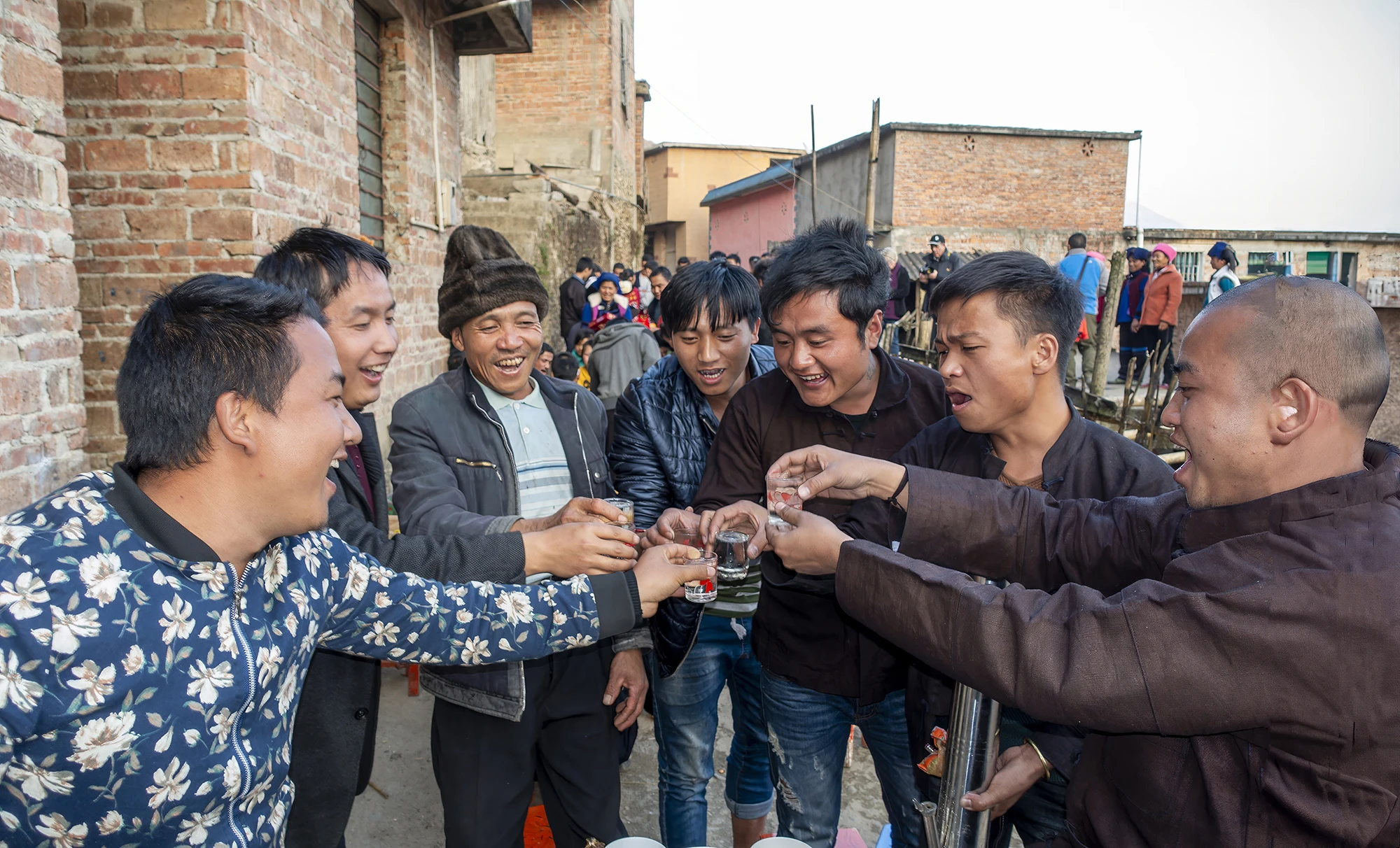 Liquor, Yuanyang – photo by Reiner Boehme