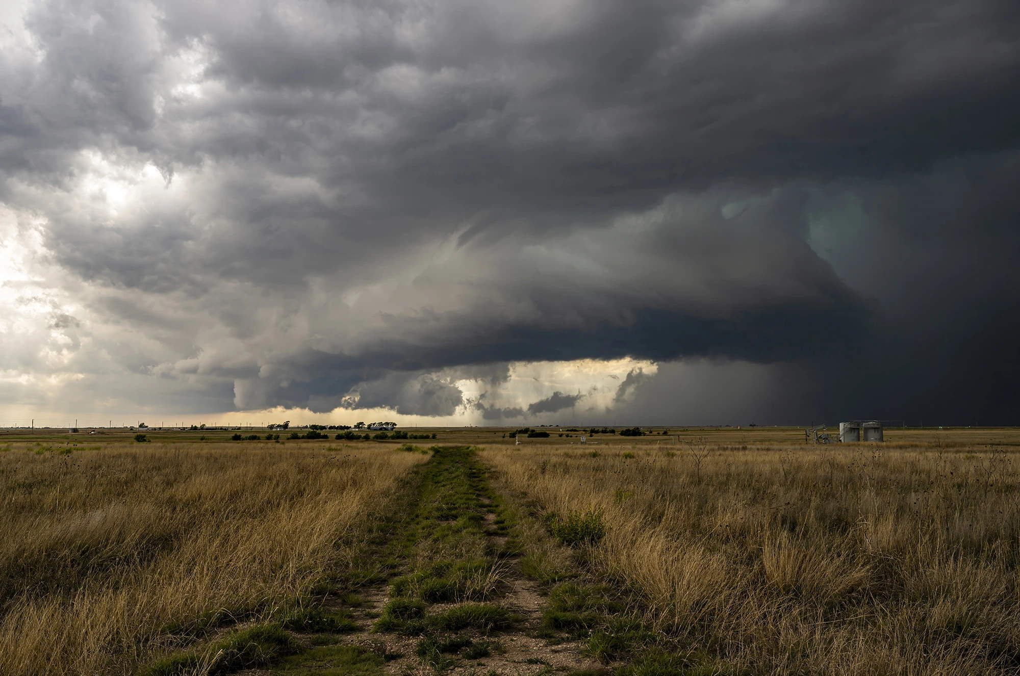 Waiting for the storm to develop, Tornado alley 2024 – photo by Reiner Boehme