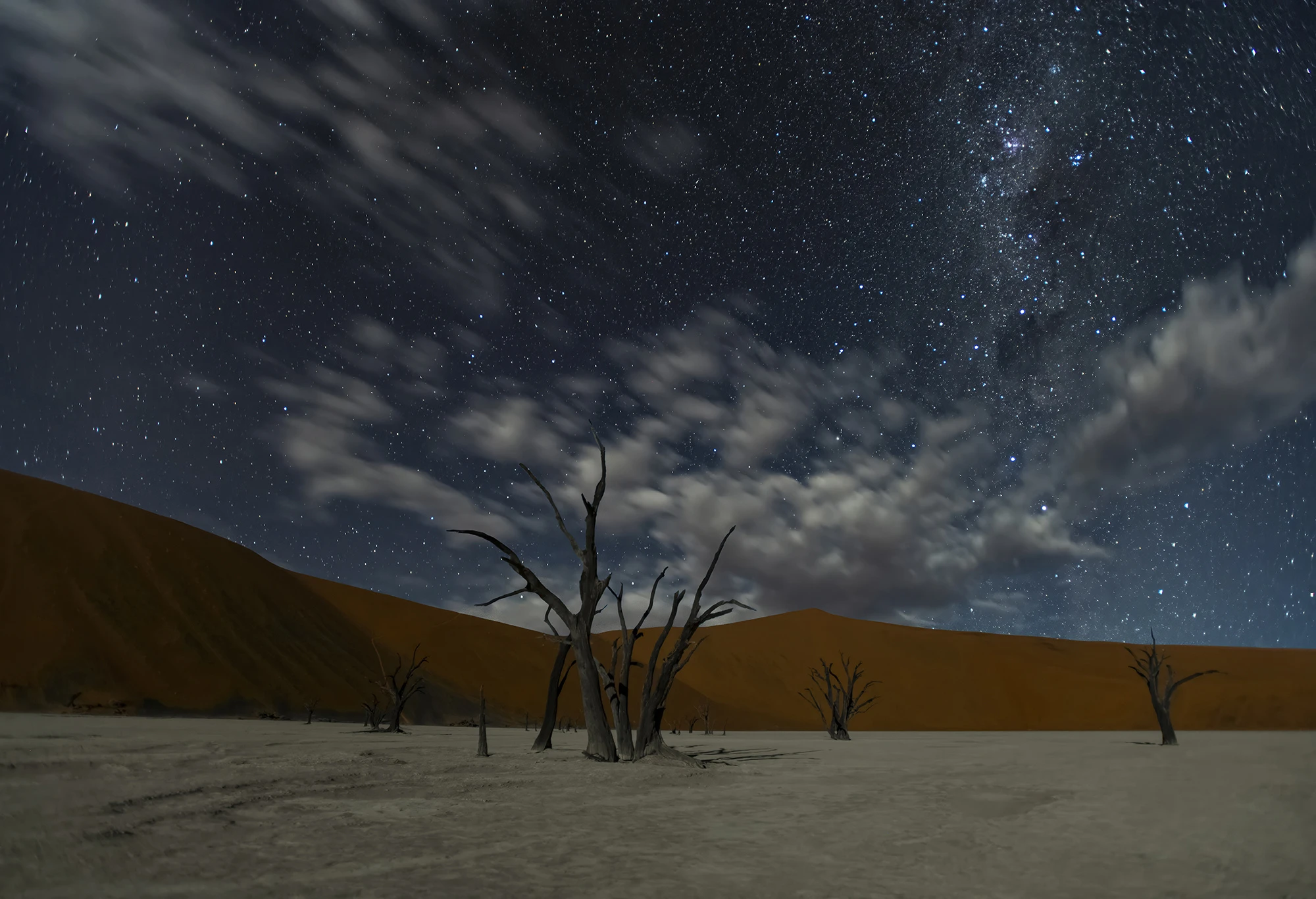 Lonely night, Namibia – photo by Reiner Boehme