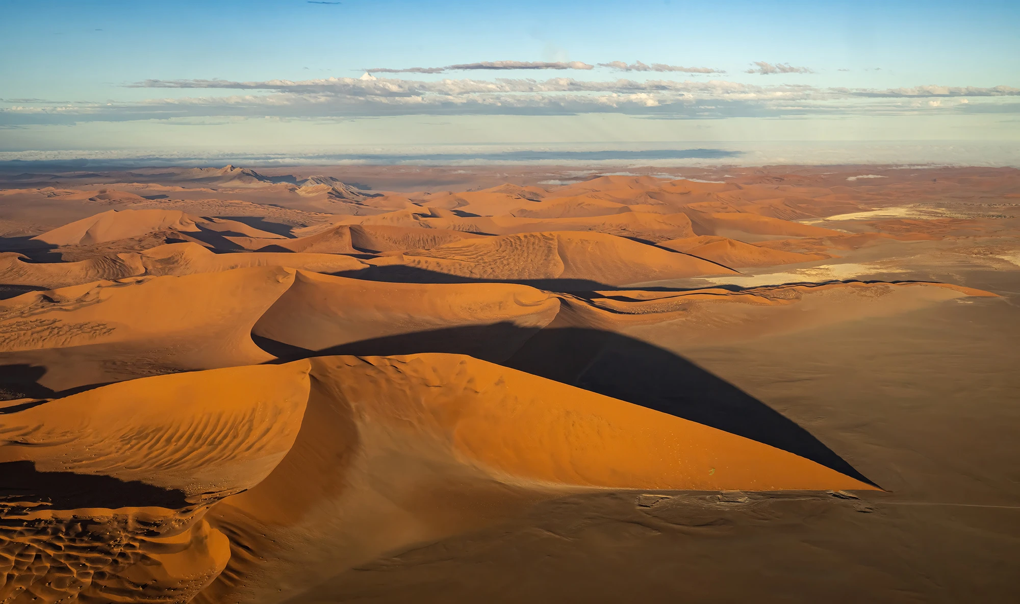 On our way, Namibia – photo by Reiner Boehme