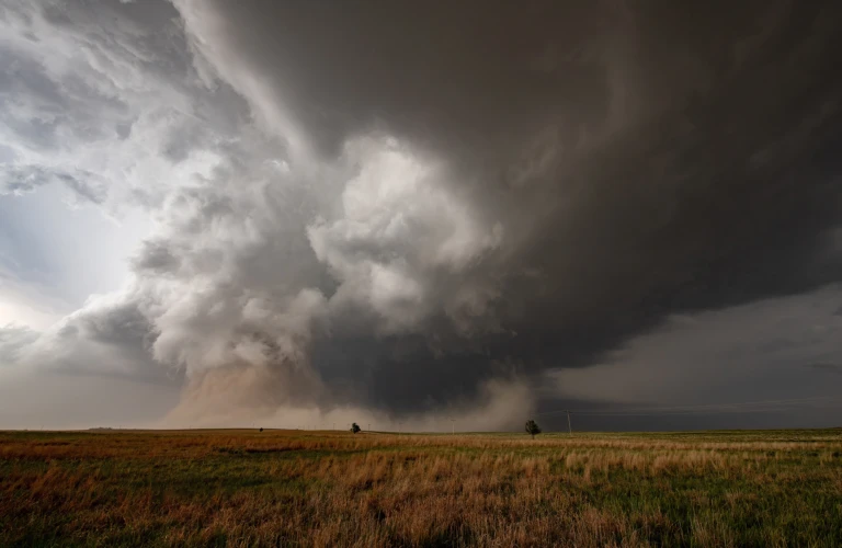 This became a tornado shortly afterwards. See next photo