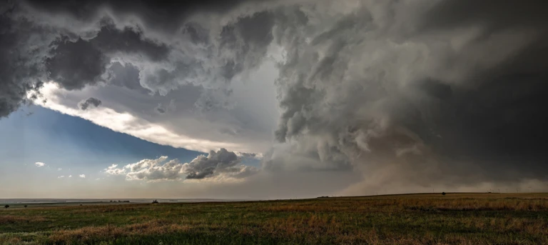 Turmoil before developing into a tornado