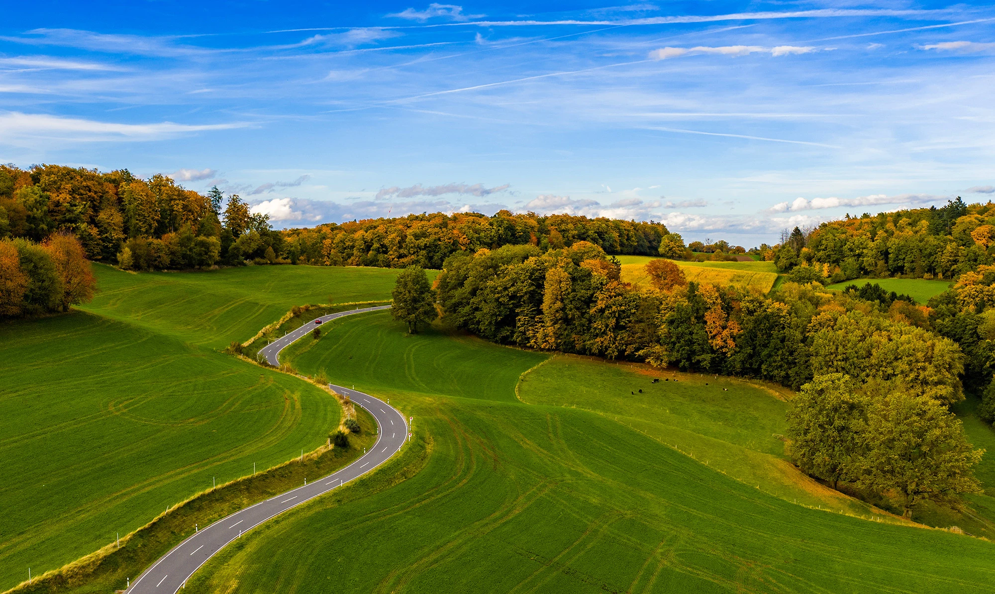 The road  from Schmal-Beerbach towards Ober-Beerbach, Odenwald – photo by Reiner Boehme