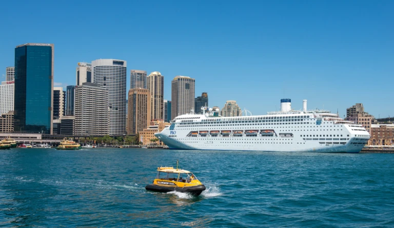Harbor tour