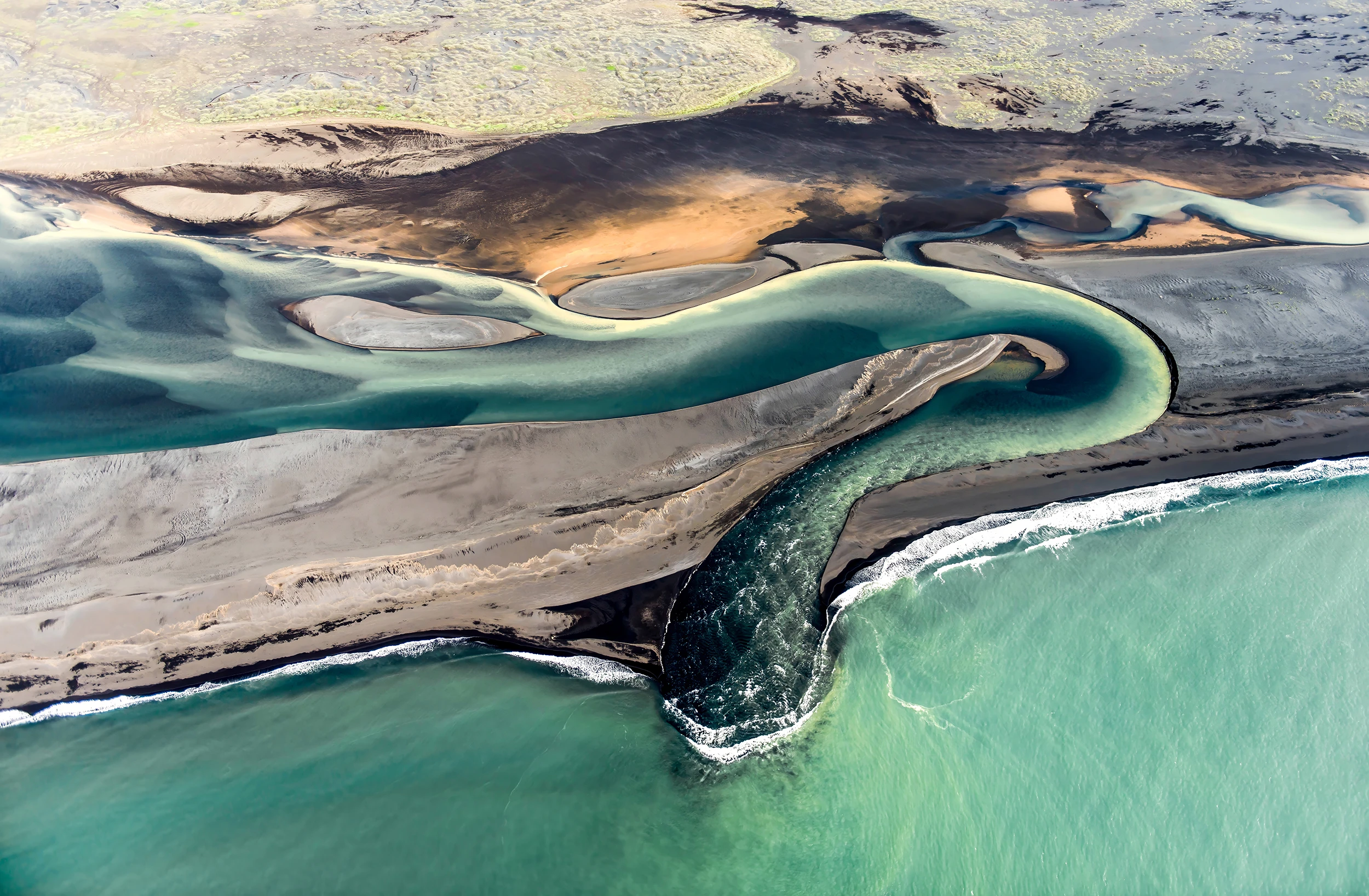 South coast flight, Iceland – photo by Reiner Boehme