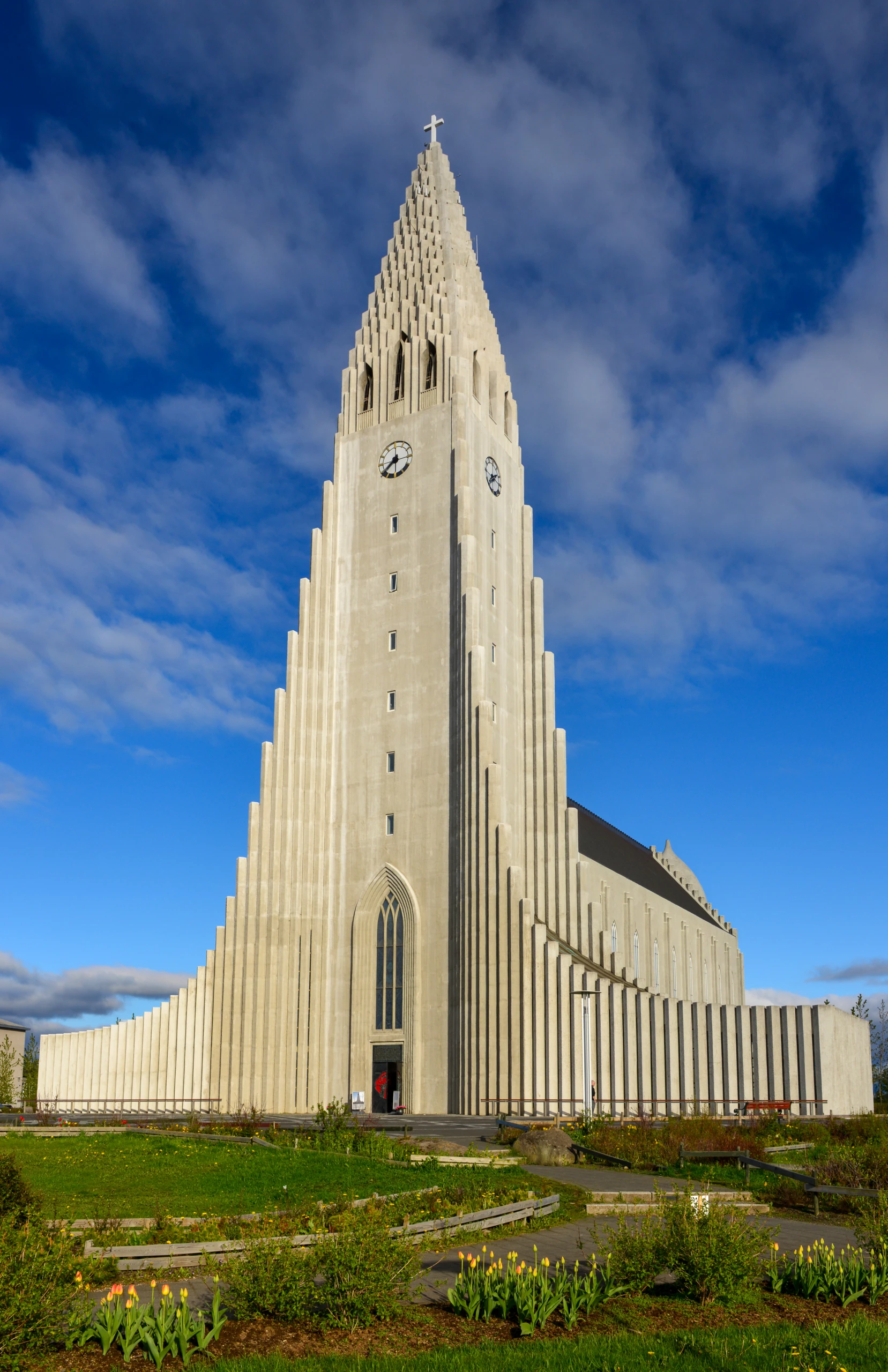 The church, Reykjavik – photo by Reiner Boehme
