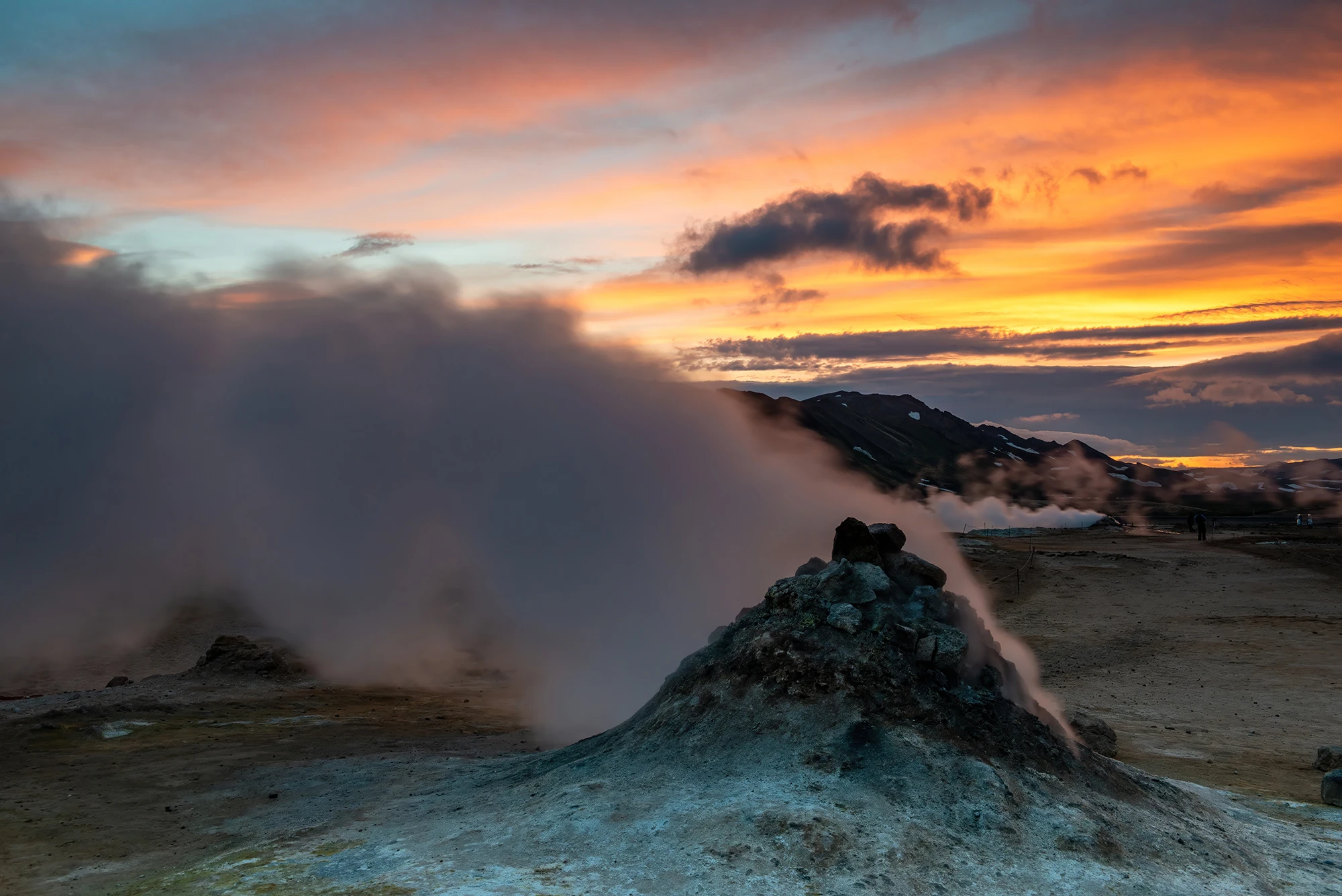 In the middle of the night II, Iceland – photo by Reiner Boehme