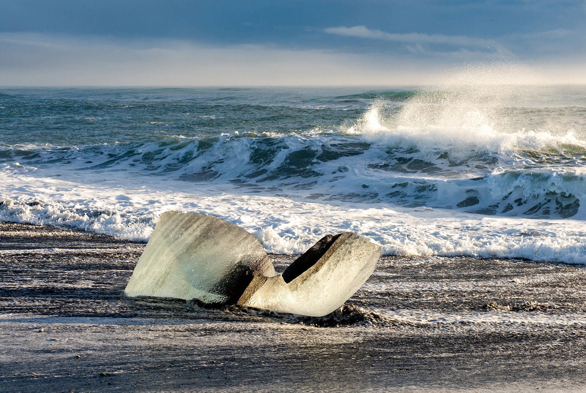 Lonely beauty, Iceland – photo by Reiner Boehme