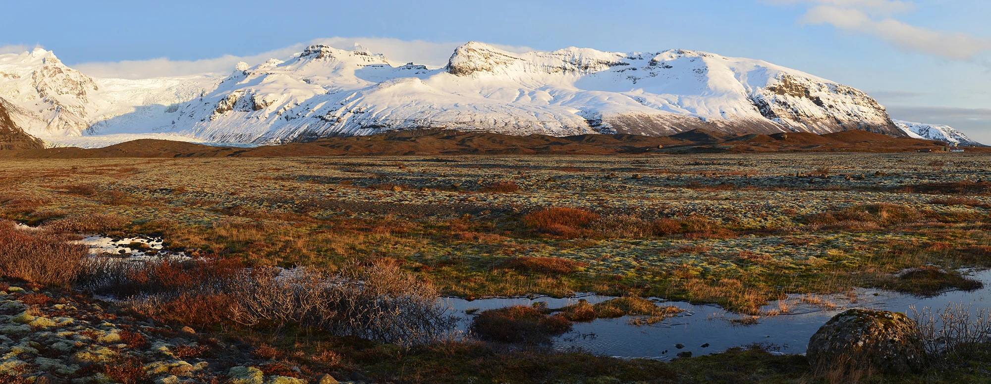 Panorama, Iceland – photo by Reiner Boehme