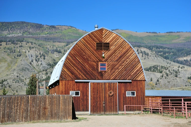 Superb barn