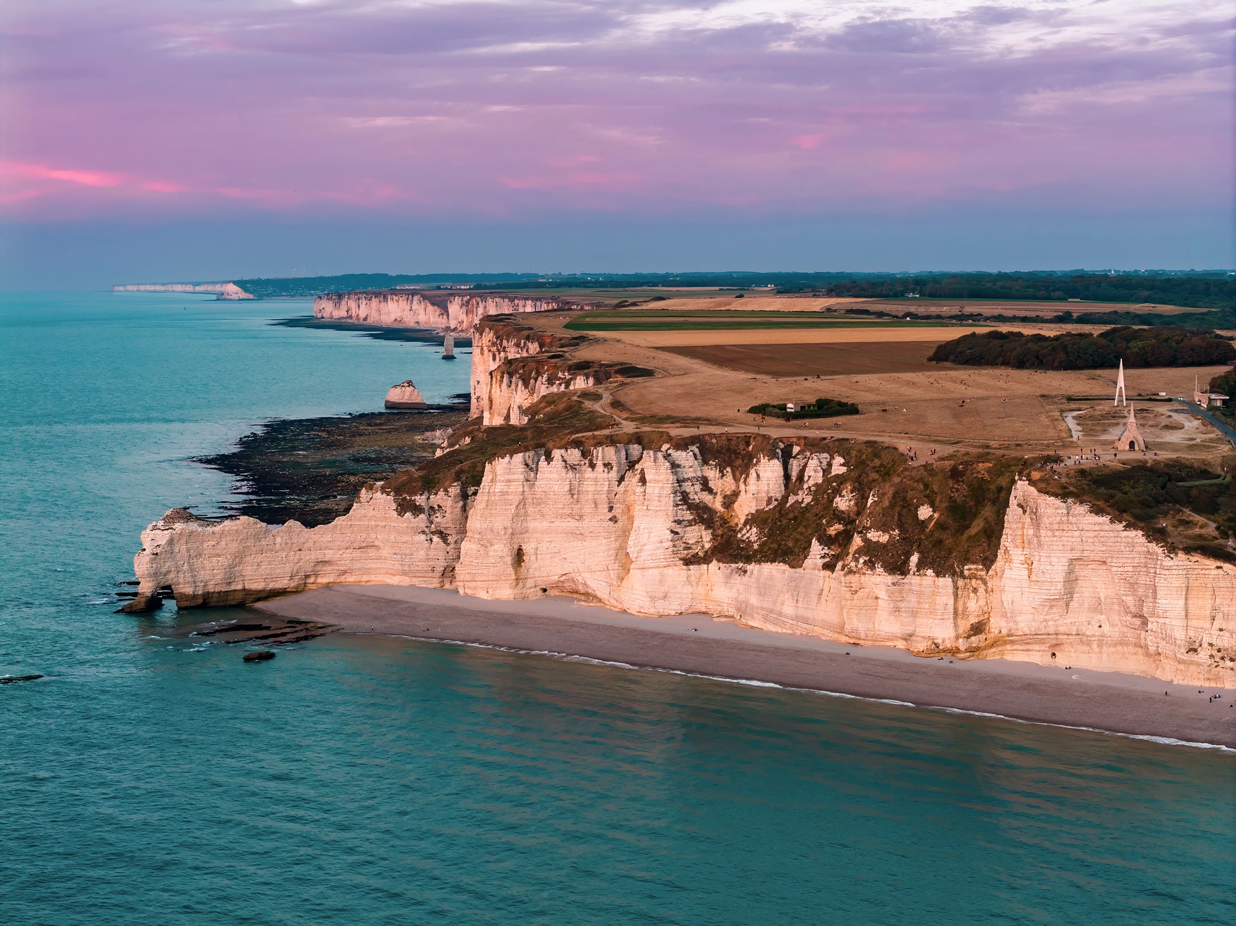 Etretat northern view, France – photo by Reiner Boehme
