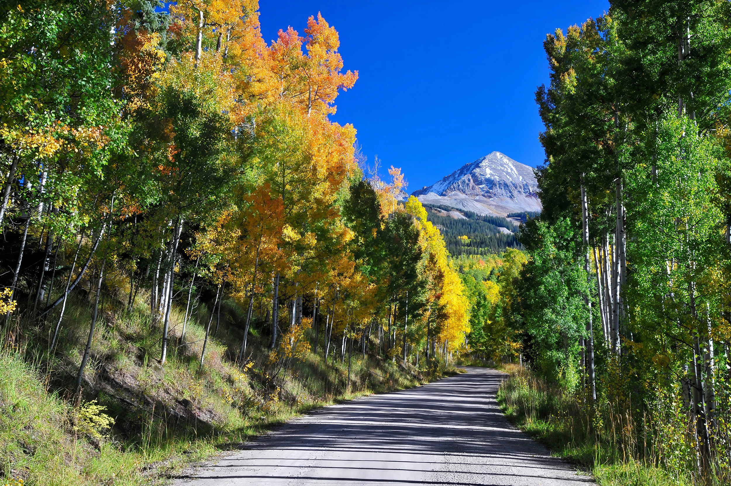 Highway to heaven, Colorado – photo by Reiner Boehme